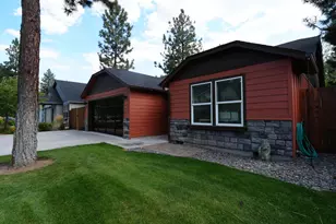 1639 W Williamson Ave, Sisters, OR 97759 - Photo 2