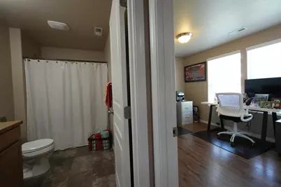 1639 W Williamson Avenue, Sisters, OR 97759 - Photo 14