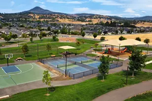 3861 Calle Vista Dr, Medford, OR 97504 - Photo 64