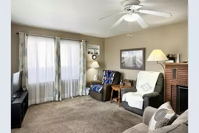 2449 Wantland Avenue, Klamath Falls, OR 97601 - Photo 2