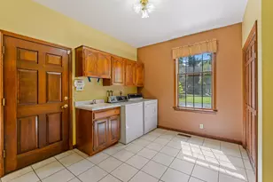 770 Serenity Ln, Grants Pass, OR 97526 - Photo 14