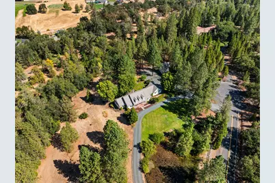 770 Serenity Lane, Grants Pass, OR 97526 - Photo 46