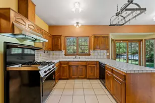 770 Serenity Ln, Grants Pass, OR 97526 - Photo 4