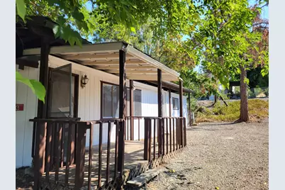 421 Stevens Road #46, Eagle Point, OR 97524 - Photo 4