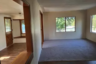 421 Stevens Rd, Eagle Point, OR 97524 - Photo 10