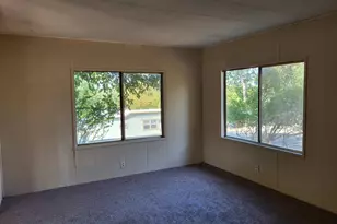 421 Stevens Rd, Eagle Point, OR 97524 - Photo 12