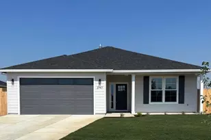 3747 Ford Dr, Medford, OR 97504 - Photo 1