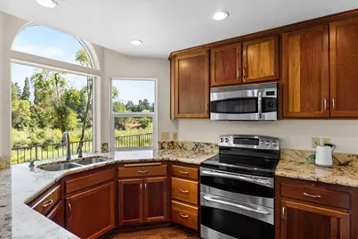 900 SE Mystic Drive, Grants Pass, OR 97527 - Photo 14