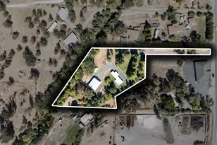 8538 Monument Dr, Grants Pass, OR 97526 - Photo 46