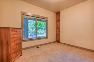 2521 NW Coe Ct, Bend, OR 97703 - Photo 58