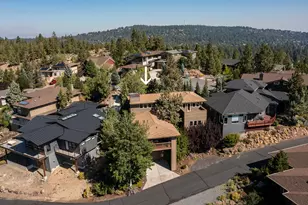 1829 SW Turnberry Pl, Bend, OR 97702 - Photo 12