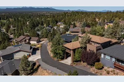 1829 SW Turnberry Place, Bend, OR 97702 - Photo 52