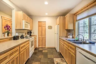 4667 Marsh Hawk Dr, Klamath Falls, OR 97601 - Photo 18