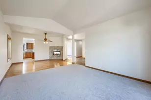 63326 NE Brightwater Dr, Bend, OR 97701 - Photo 16