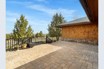 10811 Ironstone Court, Redmond, OR 97756 - Photo 14