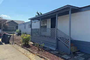 705 Tawn Cheree, Medford, OR 97501 - Photo 2