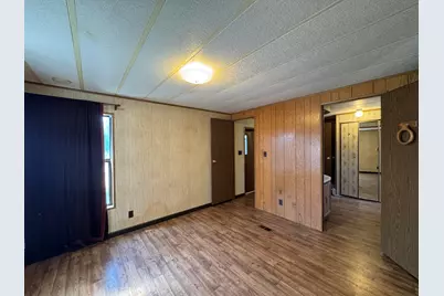 705 Tawn Cheree, Medford, OR 97501 - Photo 14