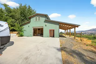 6577 Adams Rd, Talent, OR 97540 - Photo 64