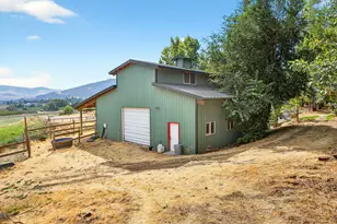 6577 Adams Rd, Talent, OR 97540 - Photo 66