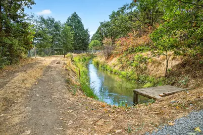 6577 Adams Road, Talent, OR 97540 - Photo 32