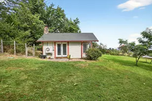 6577 Adams Rd, Talent, OR 97540 - Photo 26