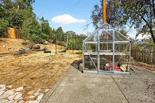 6577 Adams Rd, Talent, OR 97540 - Photo 56