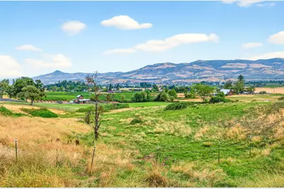 6577 Adams Road, Talent, OR 97540 - Photo 60