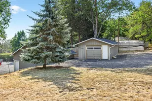 1773 Alta Vista Rd, Eagle Point, OR 97524 - Photo 36