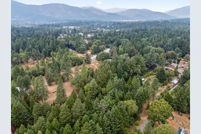 701 Caves Highway, Cave Junction, OR 97523 - Photo 14