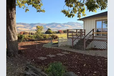 202 Pleasant View Road, Talent, OR 97540 - Photo 32
