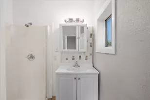 202 Pleasant View Rd, Talent, OR 97540 - Photo 28