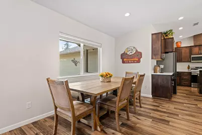 601 E Forks Circle, Cave Junction, OR 97523 - Photo 4