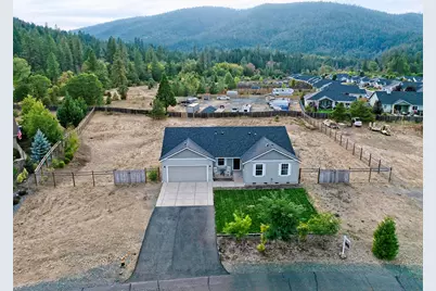 585 E Forks Circle, Cave Junction, OR 97523 - Photo 30