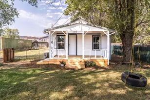 1298 NW Harwood St, Prineville, OR 97754 - Photo 2