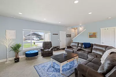 280 NW Double Eagle Avenue, Madras, OR 97741 - Photo 14