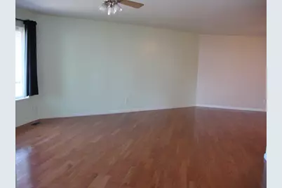 1405 NE Laura Court, Grants Pass, OR 97526 - Photo 4