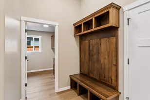 1025 River Mist Ln, Grants Pass, OR 97527 - Photo 12