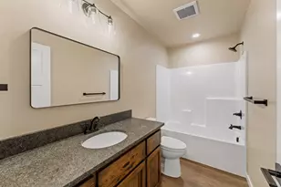 1025 River Mist Ln, Grants Pass, OR 97527 - Photo 20