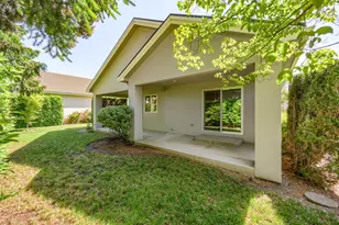 606 Summerwood Dr, Medford, OR 97504 - Photo 30