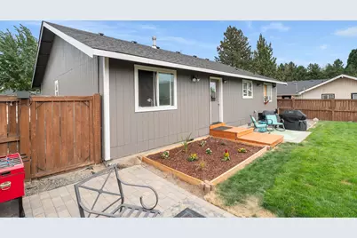 2535 NW 10th Street, Redmond, OR 97756 - Photo 24