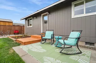 2535 NW 10th St, Redmond, OR 97756 - Photo 6