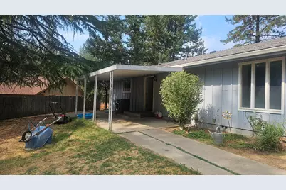 703 Jaynes Drive, Grants Pass, OR 97527 - Photo 6