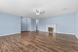 21 Hickory Ln, Central Point, OR 97502 - Photo 4