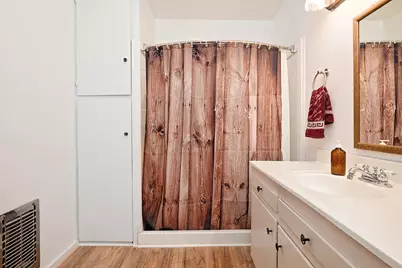 861 SE M Street, Grants Pass, OR 97526 - Photo 8