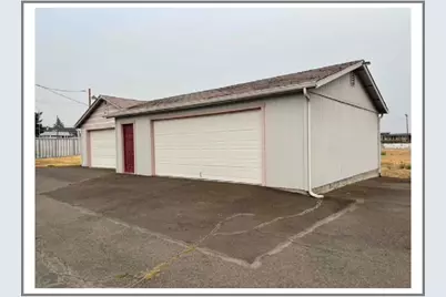 824 N Riverside Avenue, Medford, OR 97501 - Photo 10