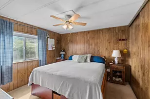 301 Freeman Rd, Central Point, OR 97502 - Photo 12