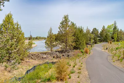 3855 NE Petrosa Avenue, Bend, OR 97701 - Photo 12