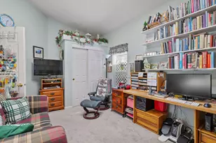 201 NW Creekside Dr, Grants Pass, OR 97526 - Photo 26