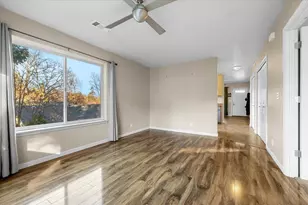 802 Park St, Ashland, OR 97520 - Photo 6