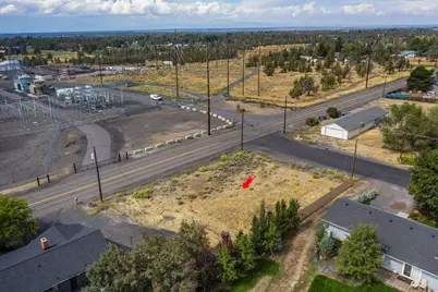 3478 SW Glacier Avenue, Redmond, OR 97756 - Photo 6